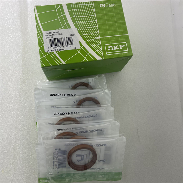 SKF 32X42X7 HMS5 V Radial shaft oil seal 