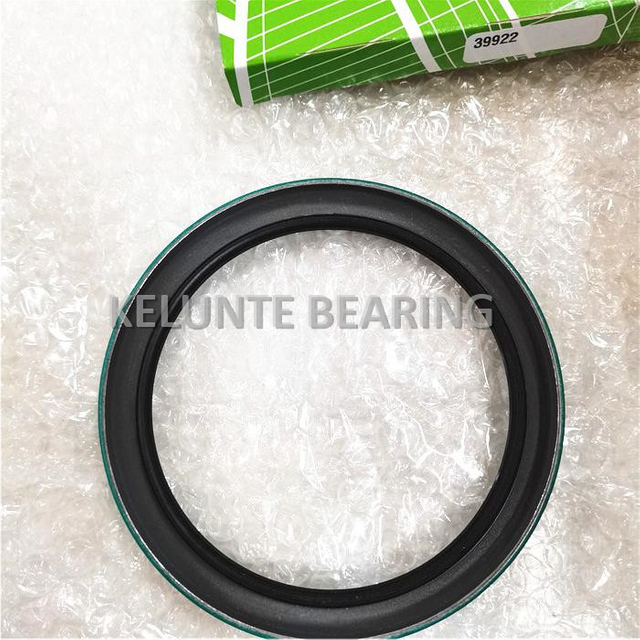 SKF original 39922 Radial shaft seal with metal case